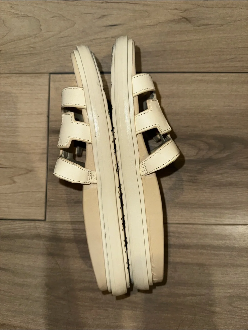 Sam Edelman Cream Cutout Slide Sandals